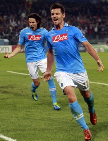 足联继续给 足联继续给